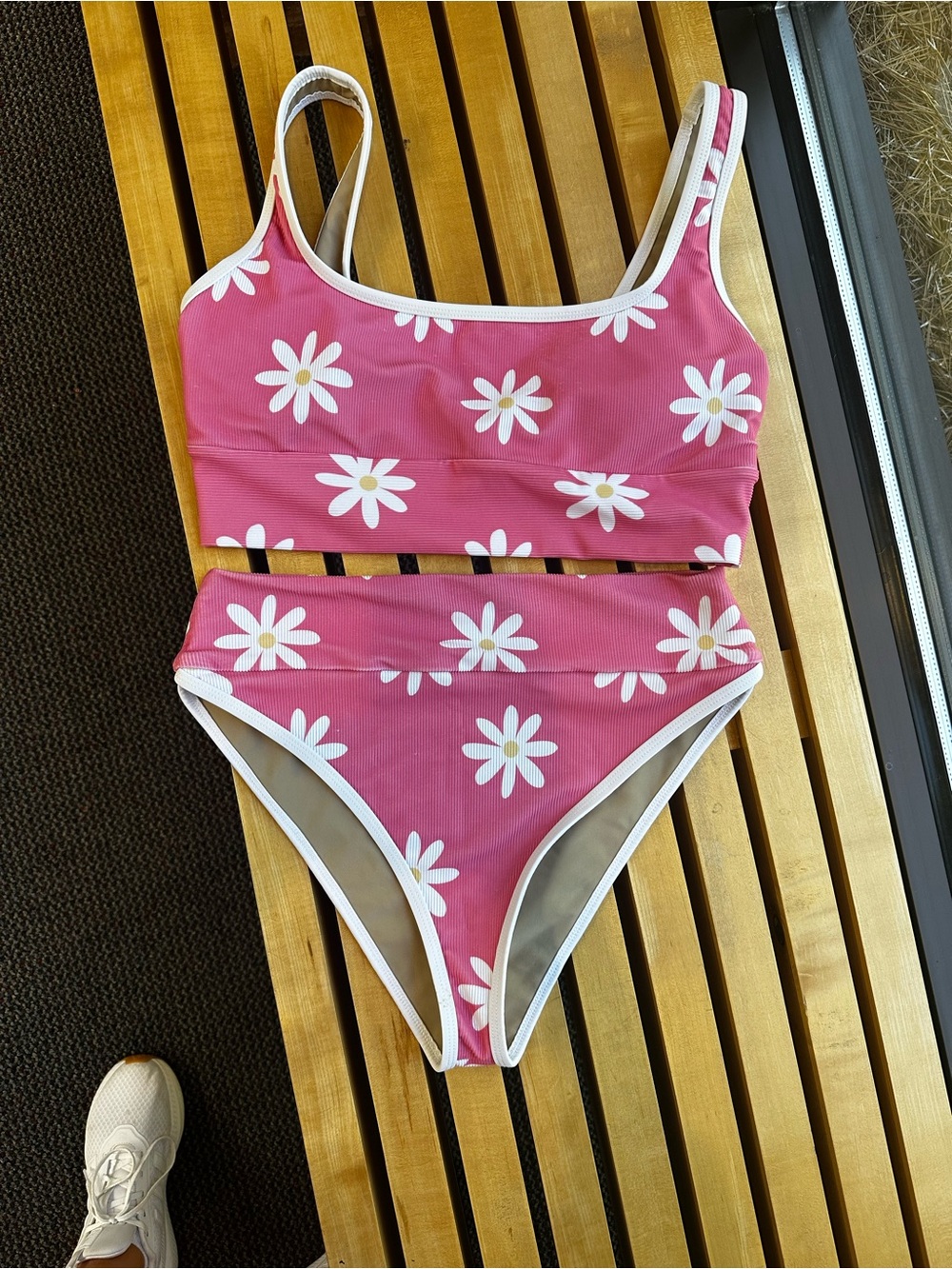 Retro Daisy LainSnow Bikini Set